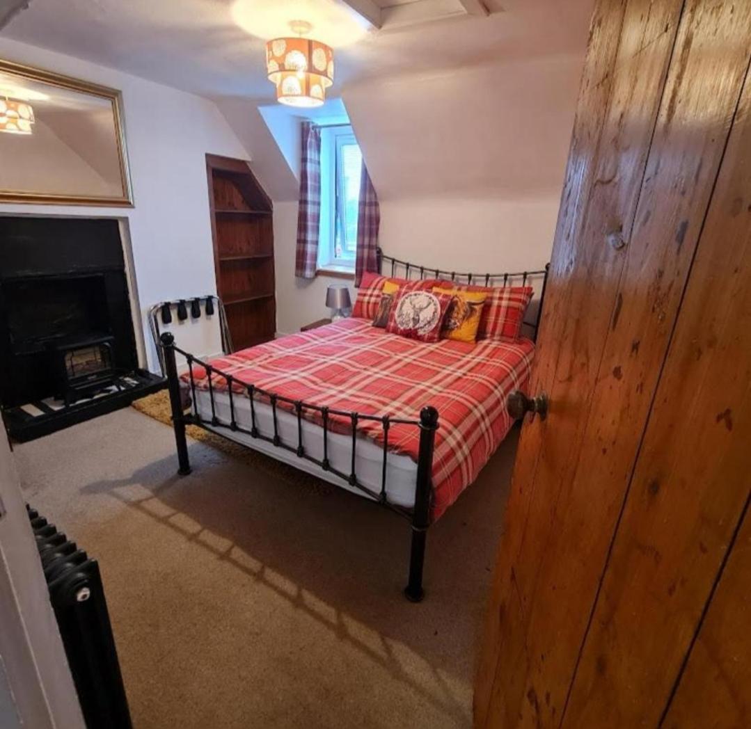 Ness City Cottage Инвернесс Номер фото